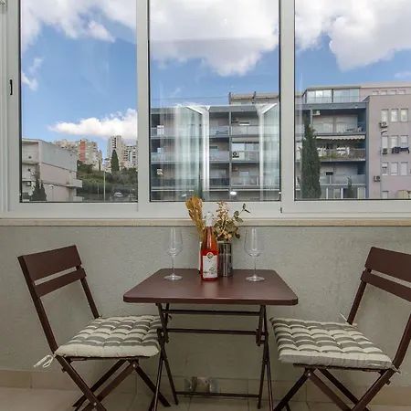 Apartment Beachfront Daria *