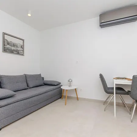 Beachfront Daria Διαμέρισμα